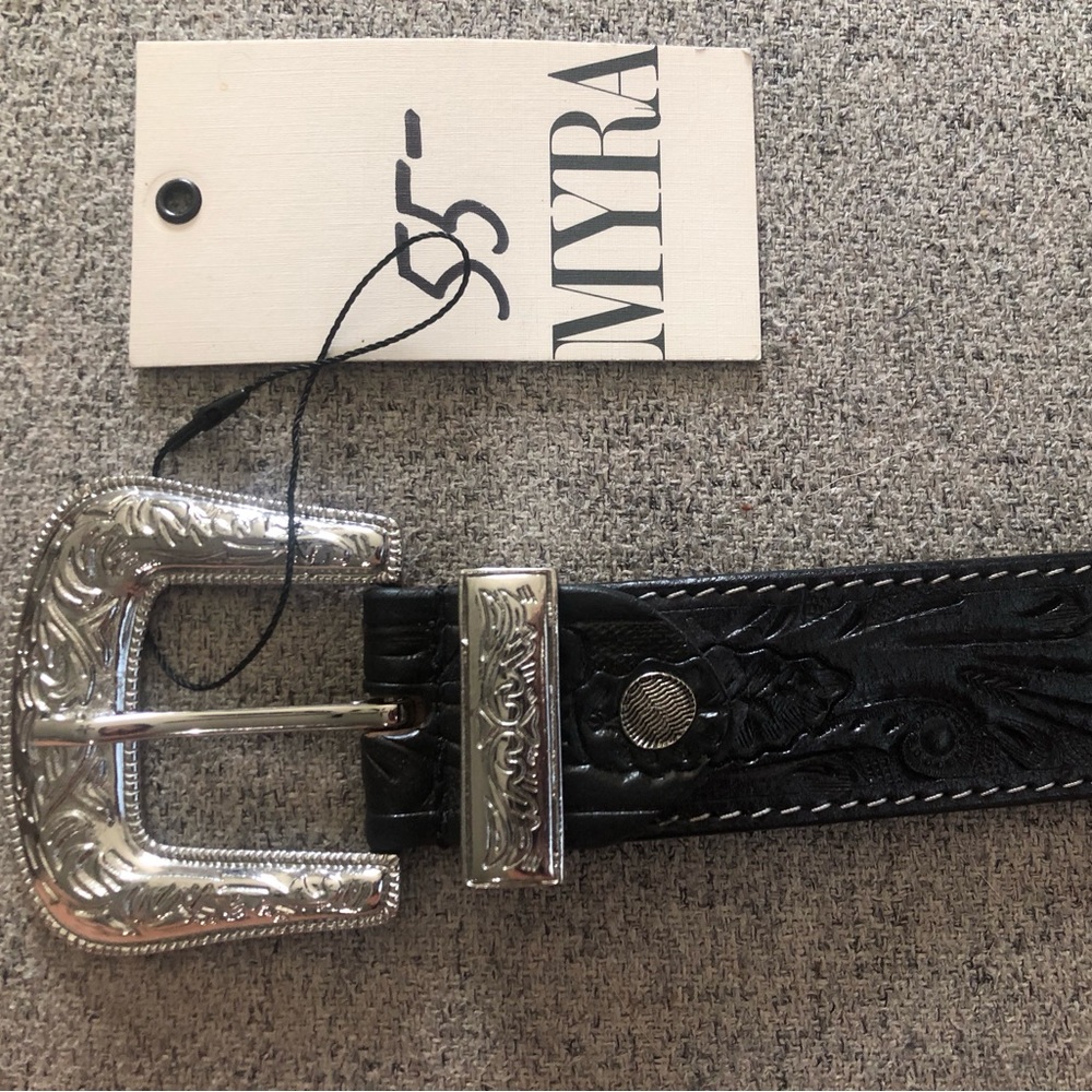 Men’s MYRA Black and Silver Buckle Belt